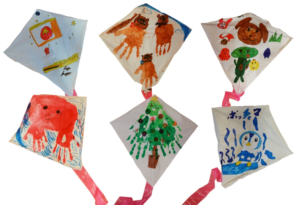 児童が作った凧の写真